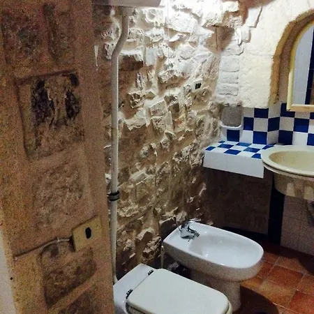 Centro Storico Bed and Breakfast Trani